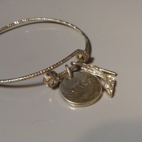 Mary Kay slide charm bracelet gold tone (sku 1241) - Picture 2 of 5